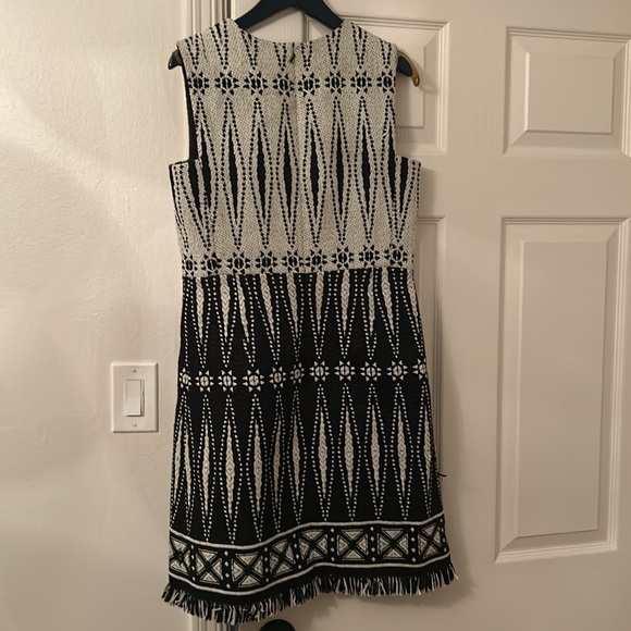 Tory Burch Savora Sleeveless Tweed Dress size 2 - Picture 4 of 7